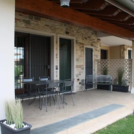 Сasa de vacaciones Casa Lorena Desenzano del Garda